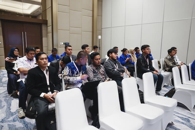 Presentation Session (II)
